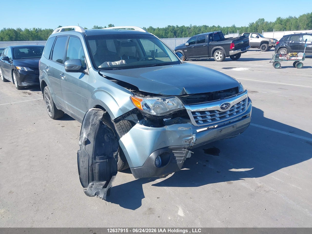 JF2SHCDC6DH428896 · 2013 SUBARU FORESTER 2.5X PREMIUM