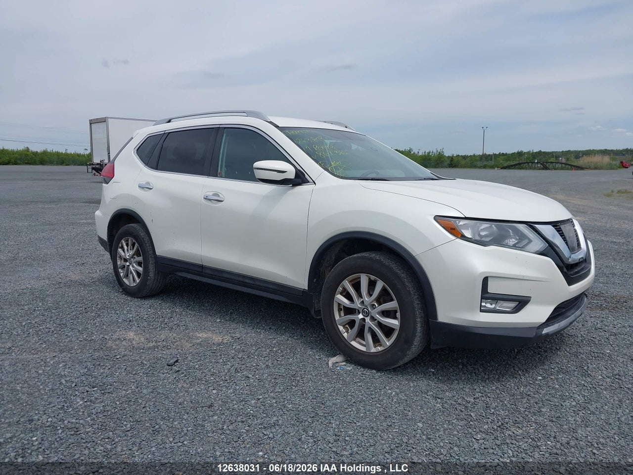 5N1AT2MV1HC862386 · 2017 NISSAN ROGUE S/SL PLATINUM/SV