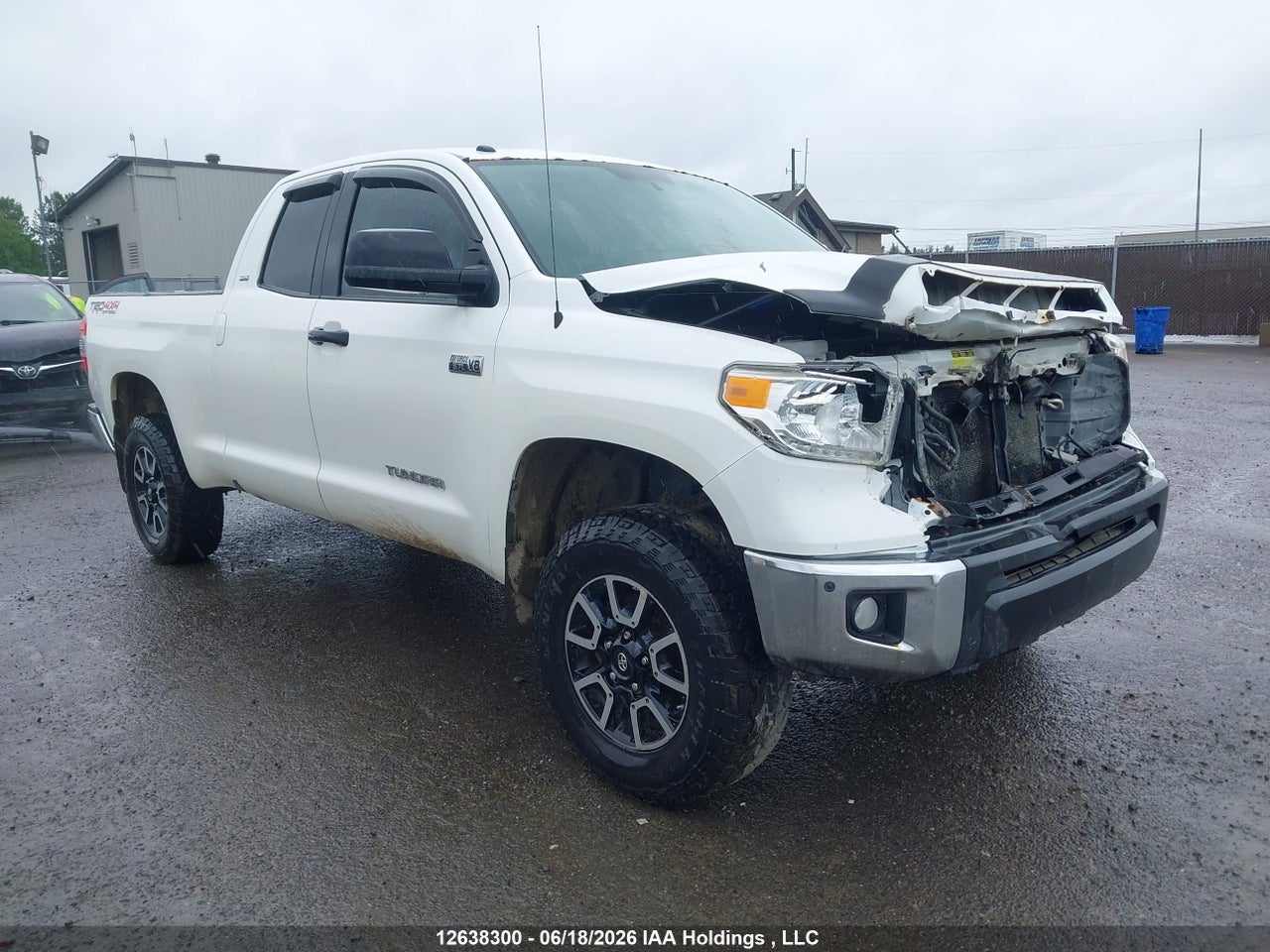 5TFUY5F19GX498627 · 2016 TOYOTA TUNDRA DOUBLE CAB SR/DOUBLE CAB SR5