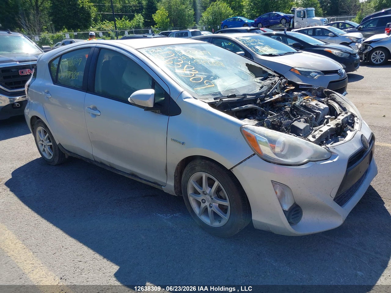 JTDKDTB36F1579388 · 2015 TOYOTA Prius c
