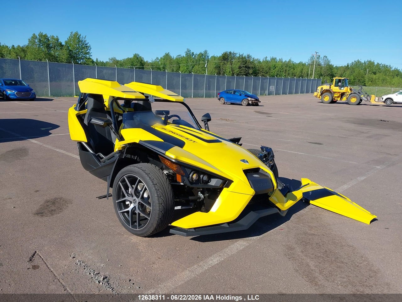 57XAAPFA9K8135449 · 2019 POLARIS SLINGSHOT SL