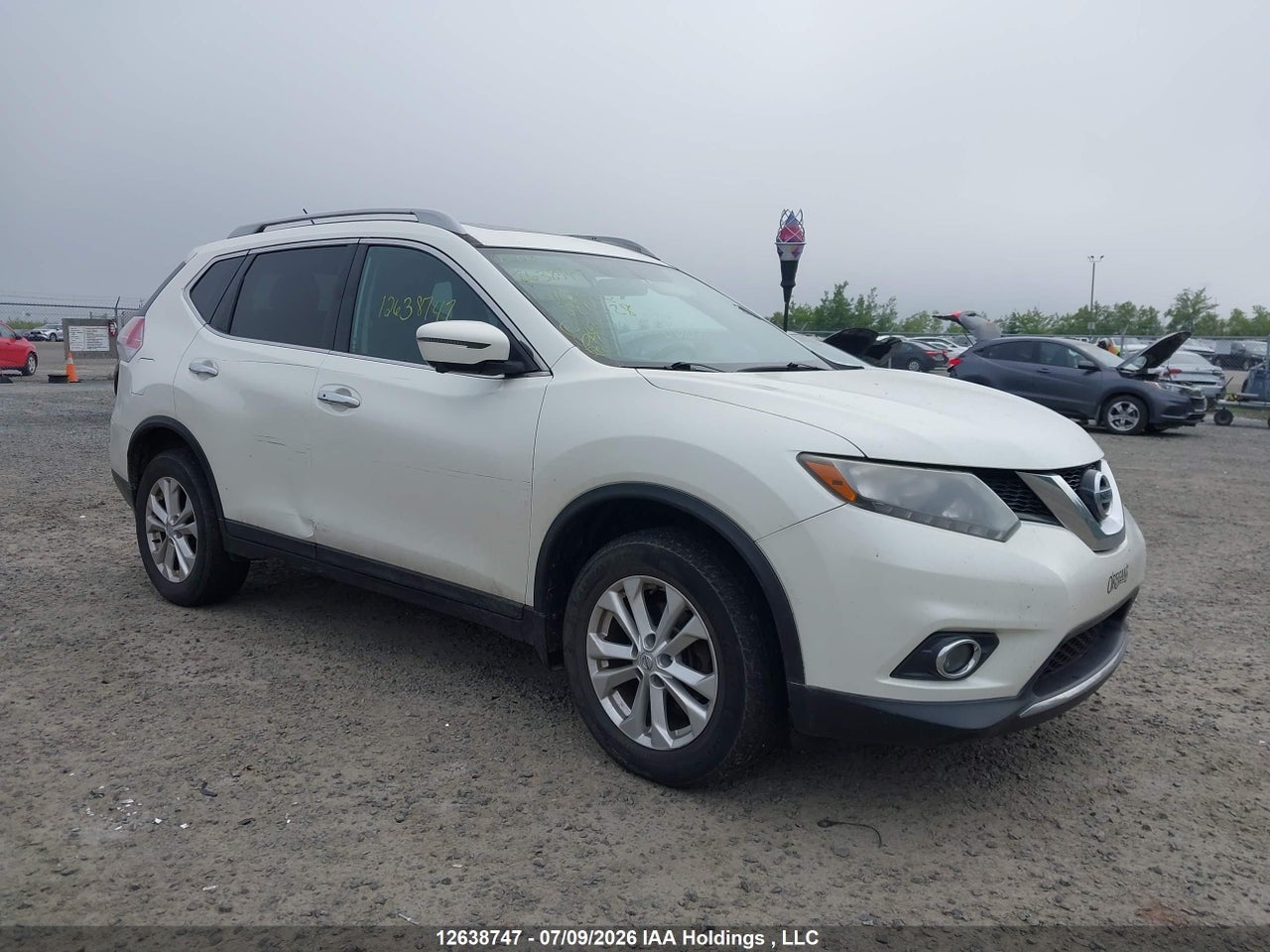 5N1AT2MV4GC881528 · 2016 NISSAN ROGUE S/SL/SV
