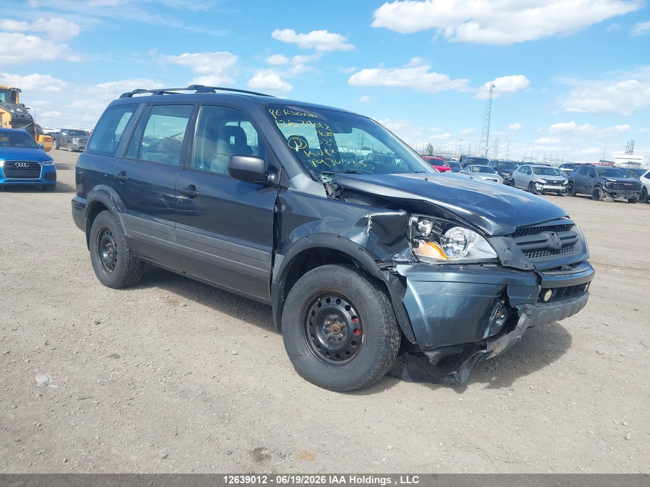2HKYF18105H002572 · 2005 HONDA PILOT LX