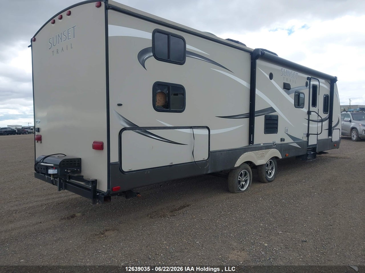 4V0TC2922FB****** · 2015 CROSSROADS Sunset Trail · 4/13