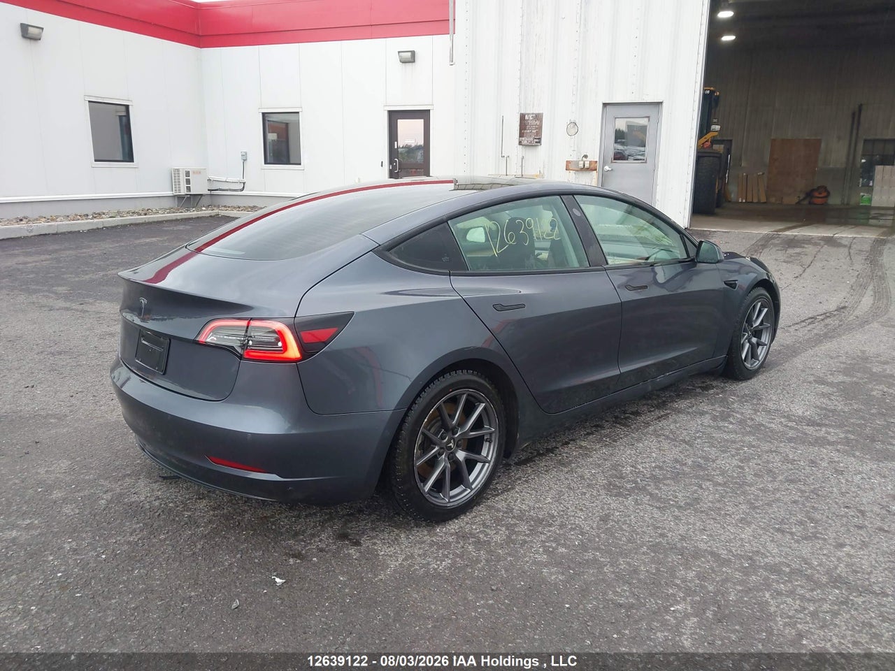 5YJ3E1EA3MF986671 · 2021 TESLA MODEL 3 · 4/24