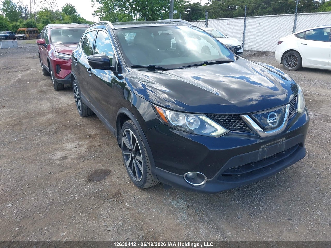 JN1BJ1CR8JW286042 · 2018 NISSAN ROGUE SPORT S/SV/SL