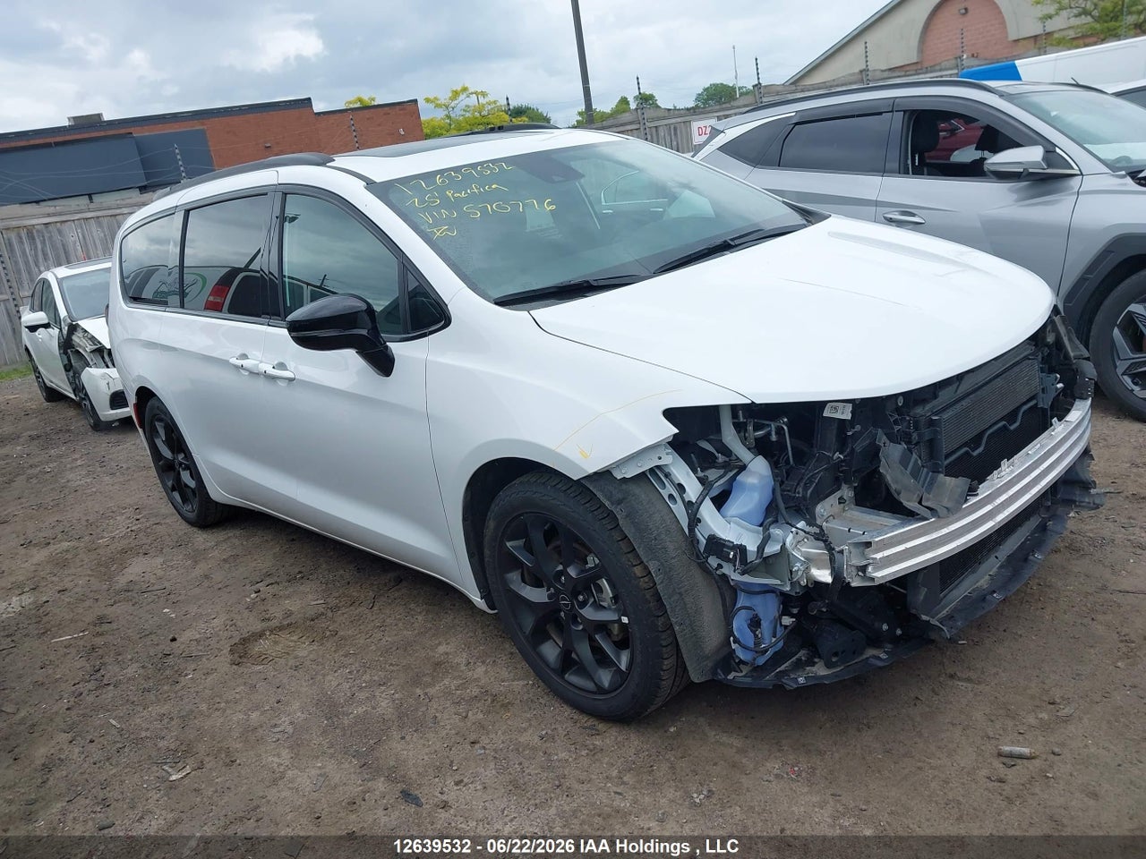 2C4RC1GG4SR570776 · 2025 CHRYSLER PACIFICA LIMITED