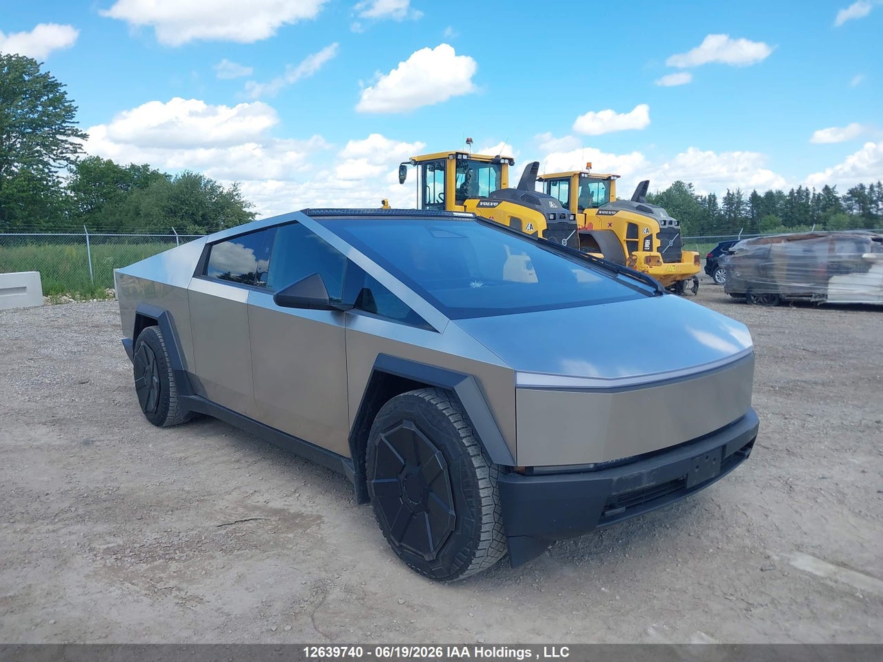 7G2CEHEE5RA035532 · 2024 TESLA CYBERTRUCK