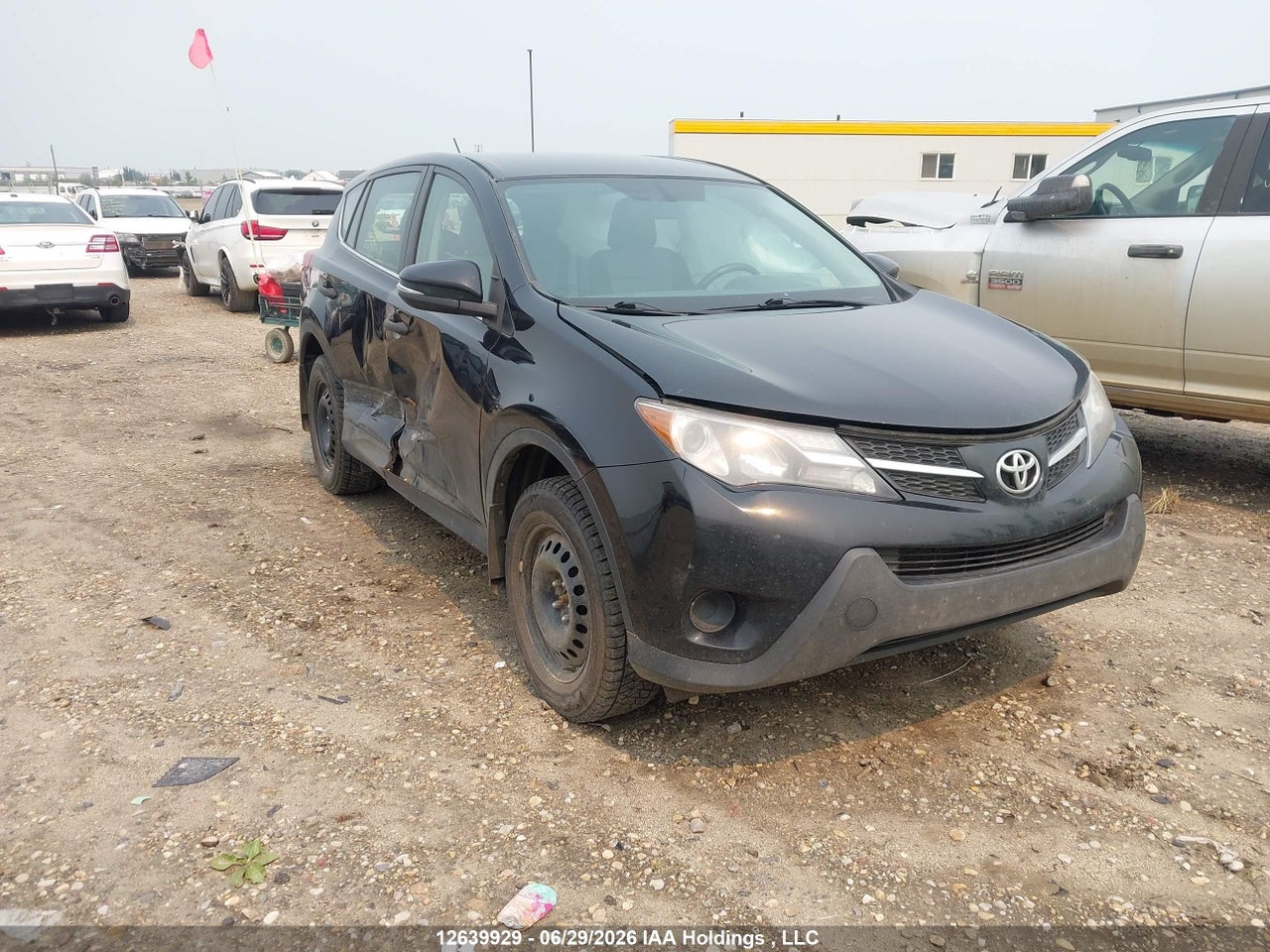 2T3BFREVXDW019639 · 2013 TOYOTA RAV4 LE