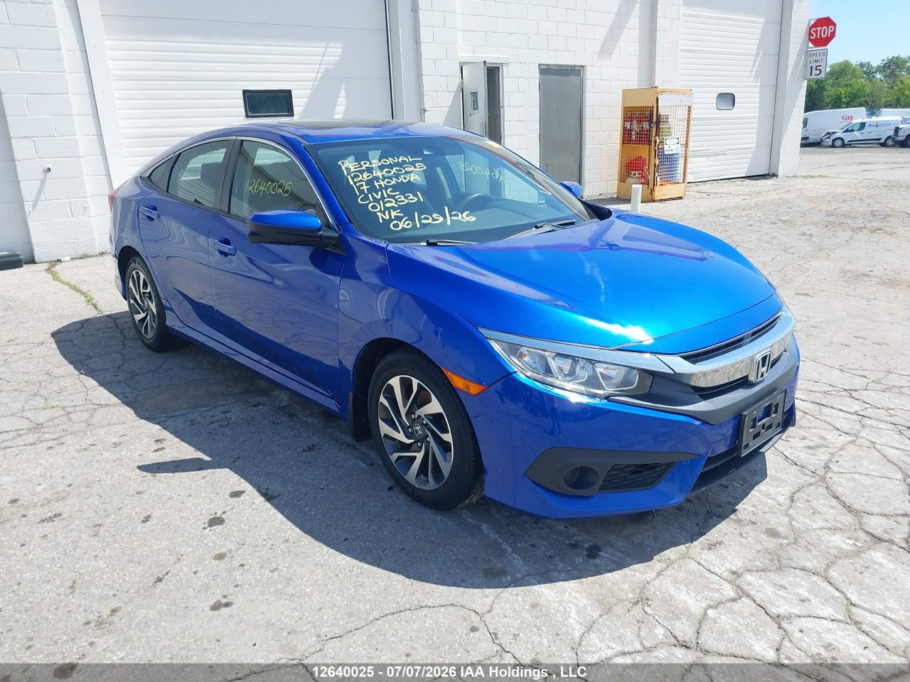 2HGFC2F80HH012331 · 2017 HONDA CIVIC EX