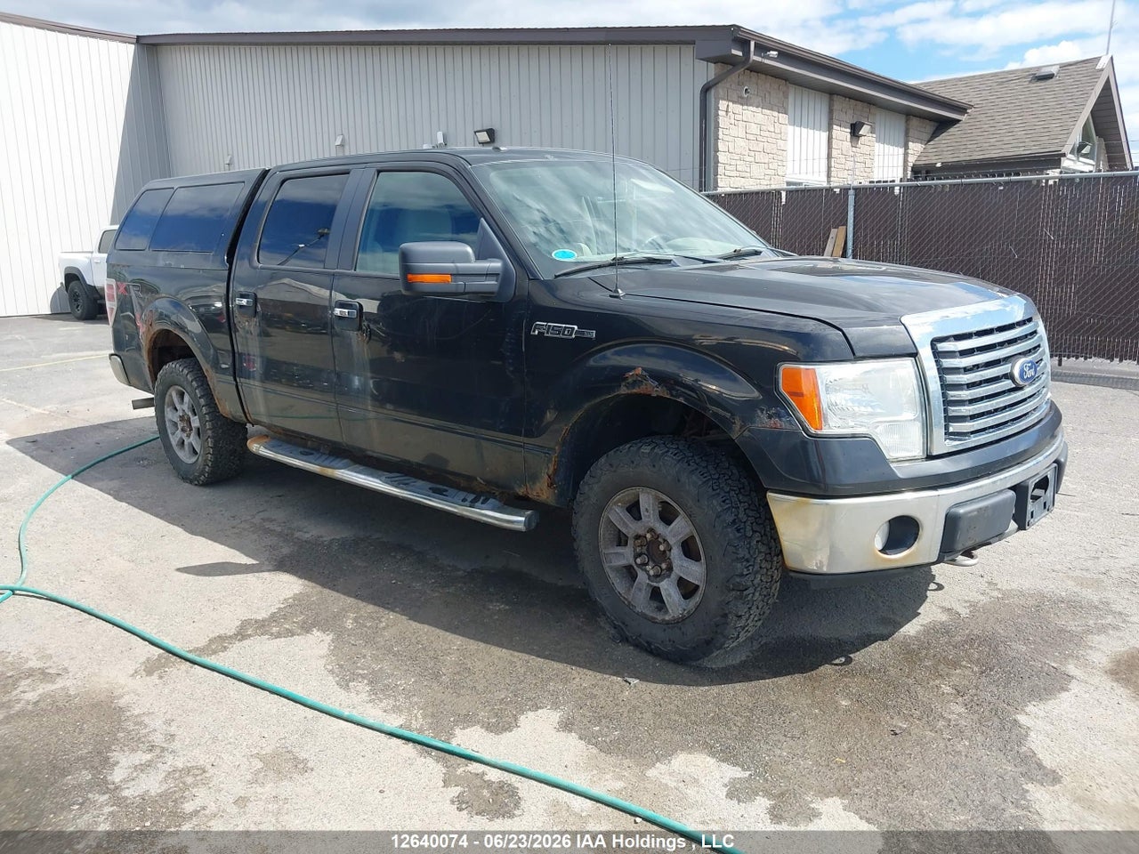1FTEW1E85AFC25425 · 2010 FORD F-150 XLT