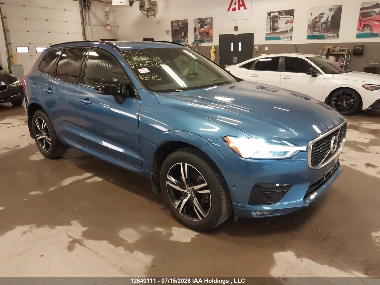 LYVA22RM3LB556133 · 2020 VOLVO XC60 T6 R-DESIGN