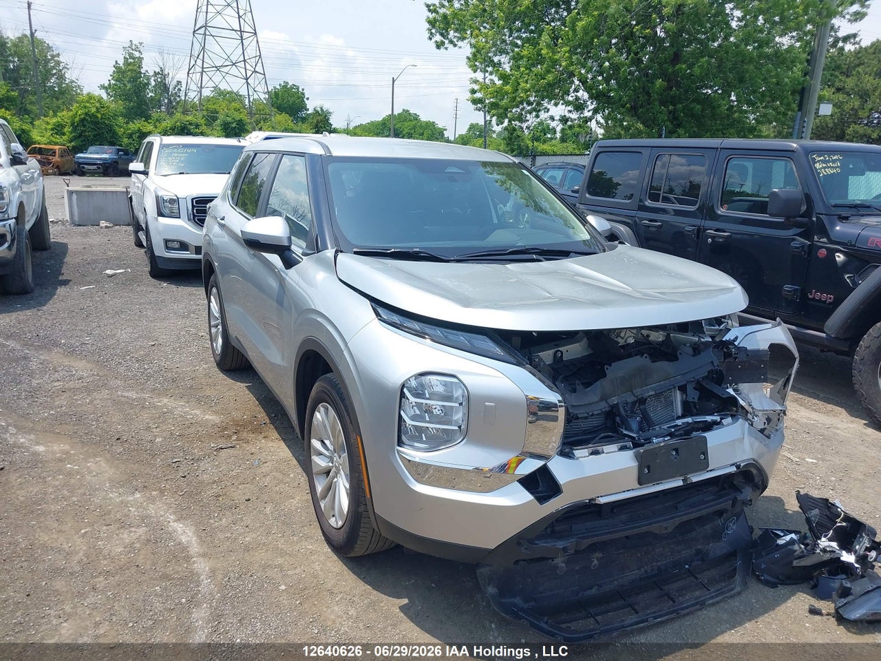 JA4J4UA87SZ626559 · 2025 MITSUBISHI OUTLANDER ES