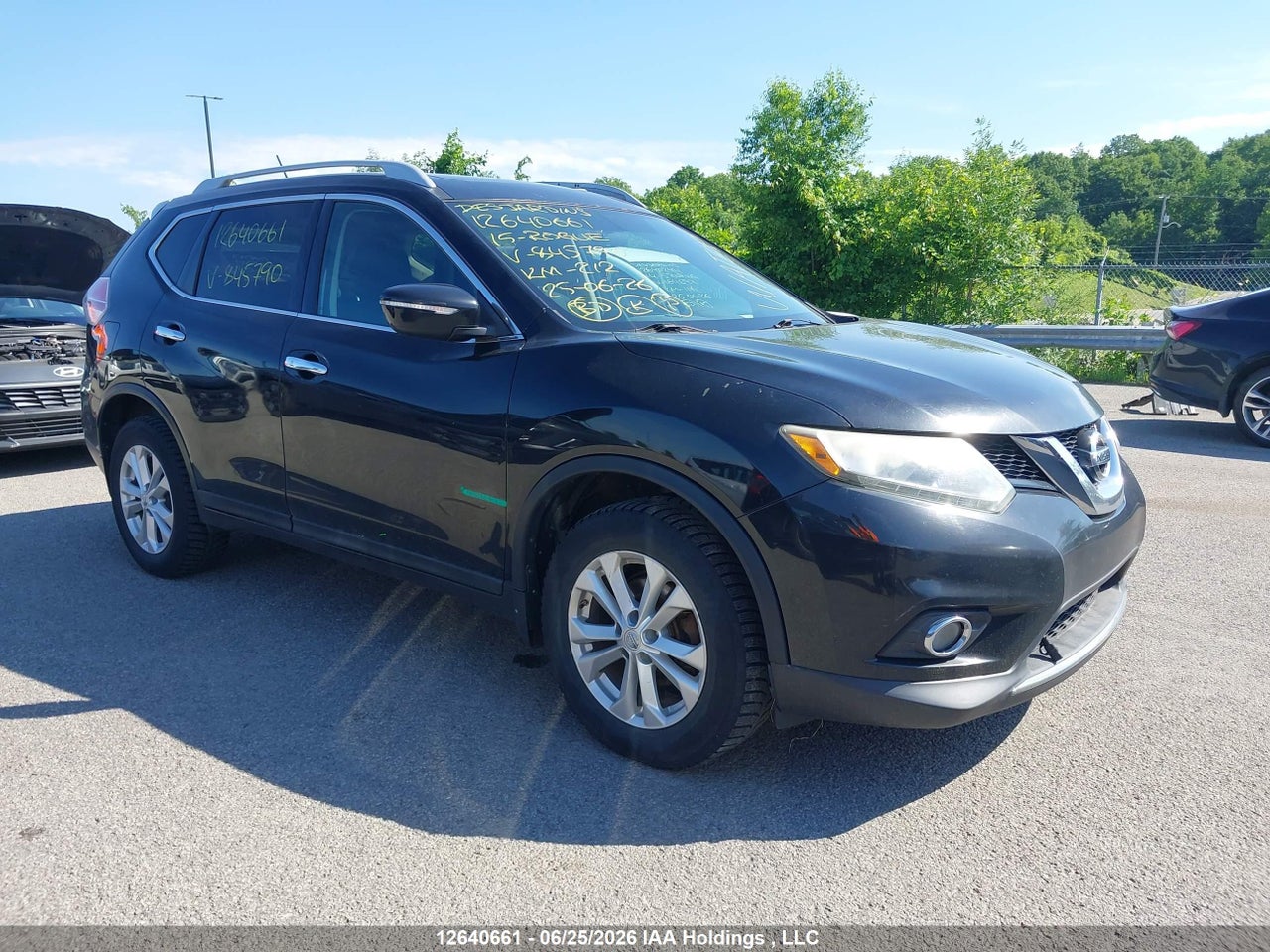 5N1AT2MV4FC845790 · 2015 NISSAN ROGUE S/SL/SV