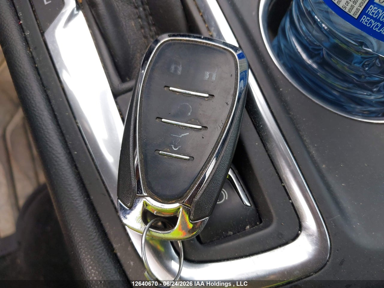 2GNAXYEX5K6199701 · 2019 CHEVROLET EQUINOX PREMIER · 11/17