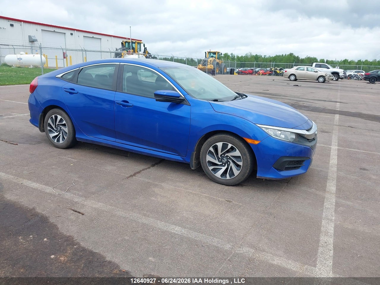 2HGFC2F71GH026146 · 2016 HONDA CIVIC EX 4DR