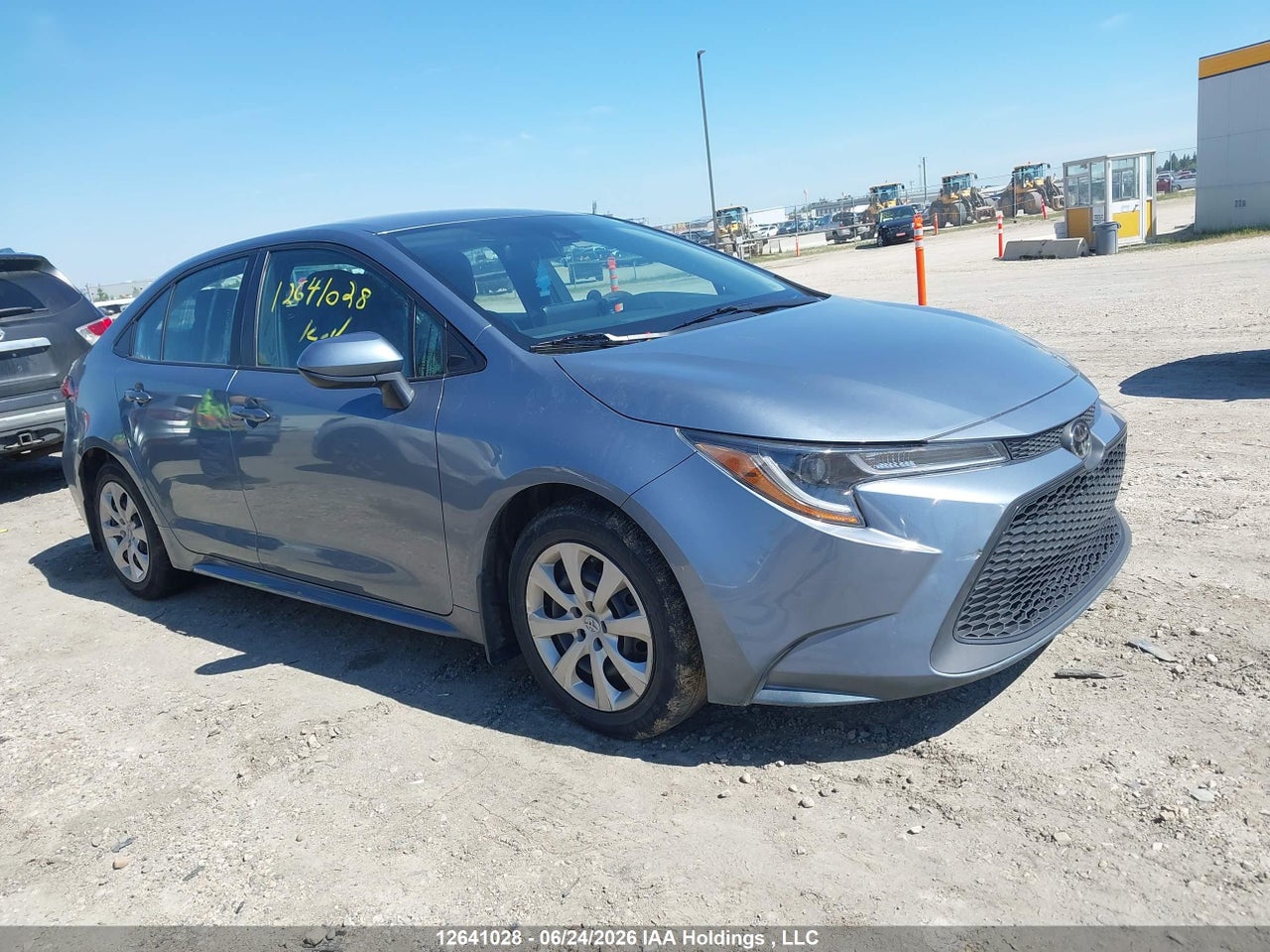 5YFBPMBE6NP341081 · 2022 TOYOTA COROLLA LE/XLE