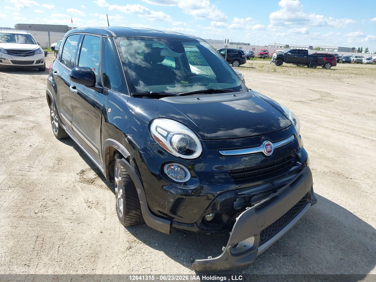 ZFBCFADH0FZ033993 · 2015 FIAT 500L TREKKING