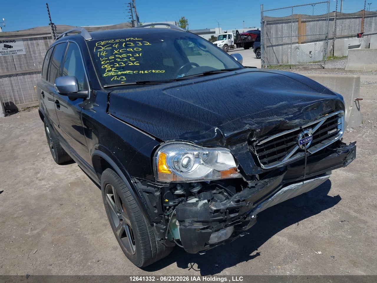 YV4952CT5E1696931 · 2014 VOLVO XC90 R DESIGN