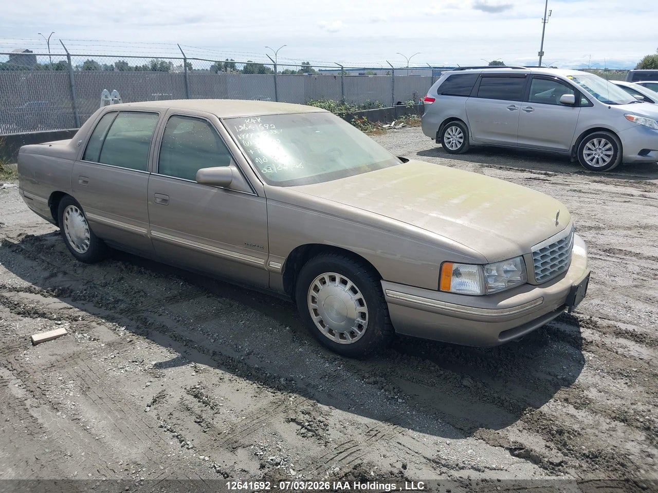 1G6KD54Y6XU808000 · 1999 CADILLAC DEVILLE