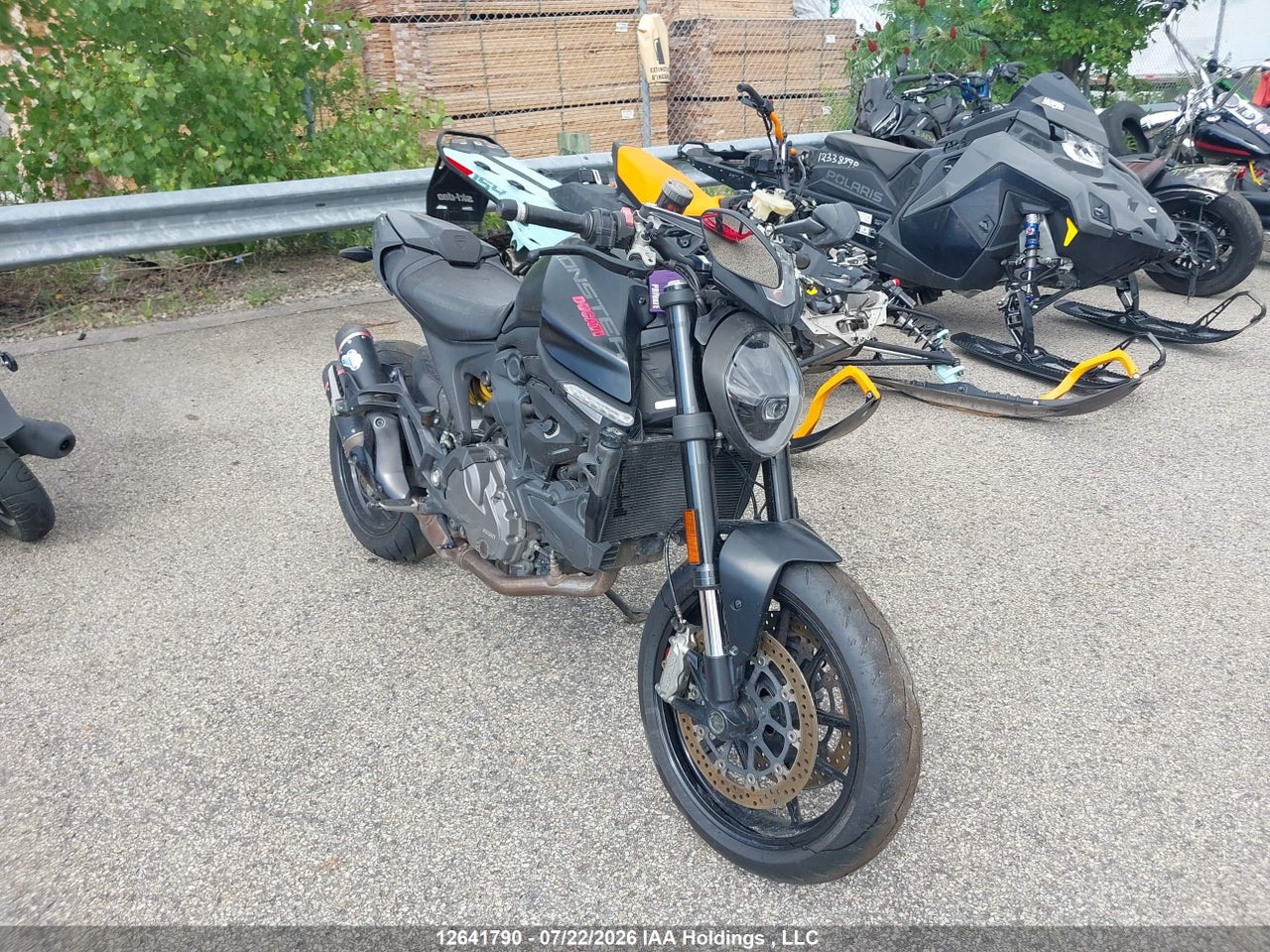 ZDMMAMDT7NB****** · 2022 DUCATI MONSTER