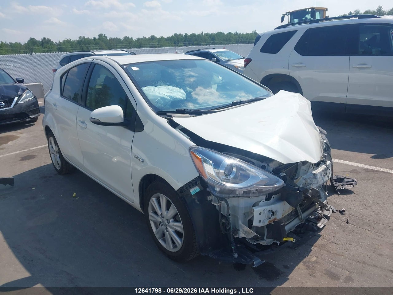 JTDKDTB39F1577389 · 2015 TOYOTA PRIUS C TECHNOLOGY