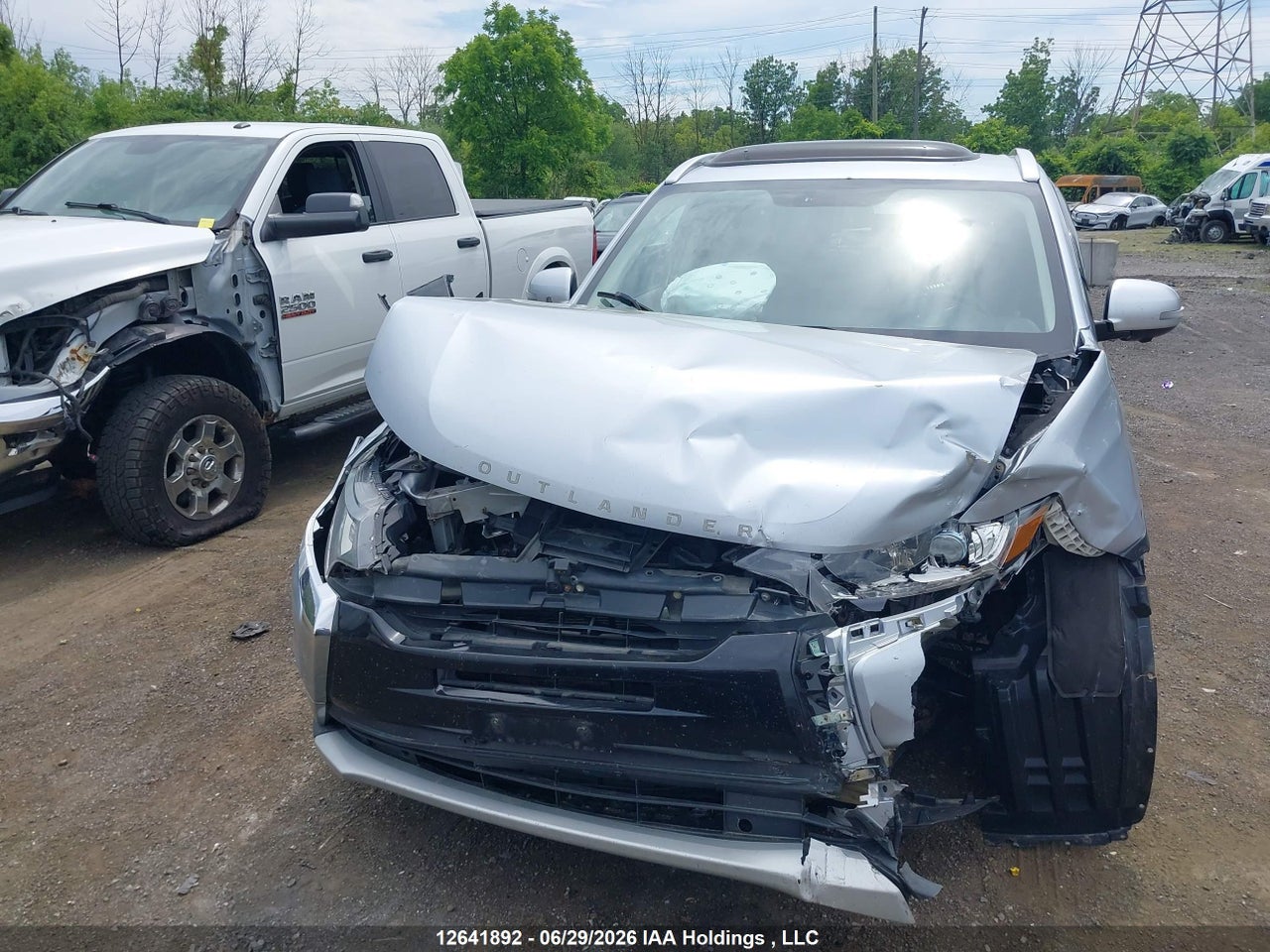 JA4AZ2A34HZ600553 · 2017 MITSUBISHI OUTLANDER ES · 12/18