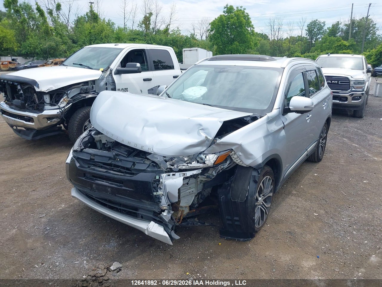 JA4AZ2A34HZ600553 · 2017 MITSUBISHI OUTLANDER ES · 2/18