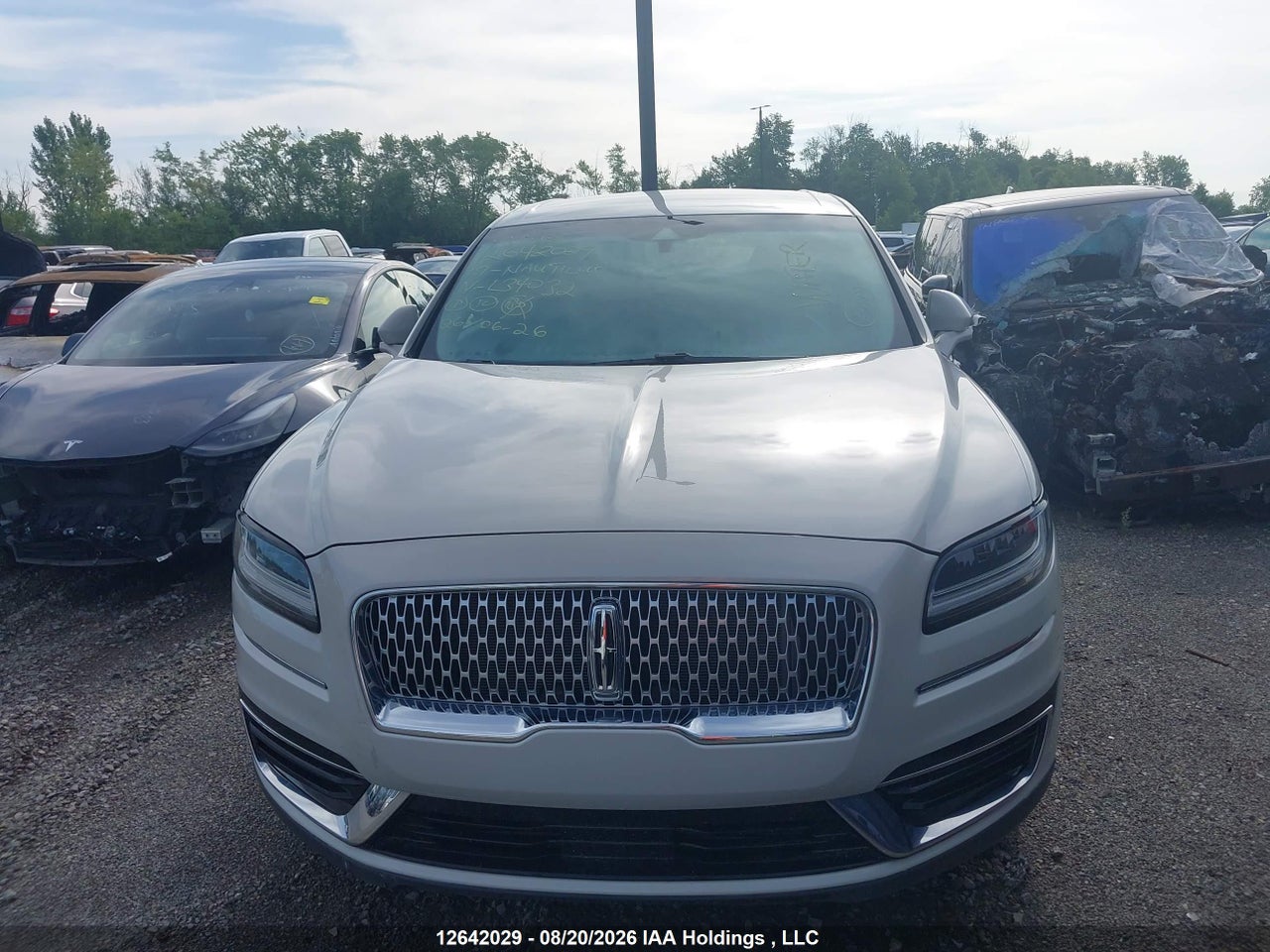 2LMPJ8K95KBL34032 · 2019 LINCOLN NAUTILUS SELECT · 12/24