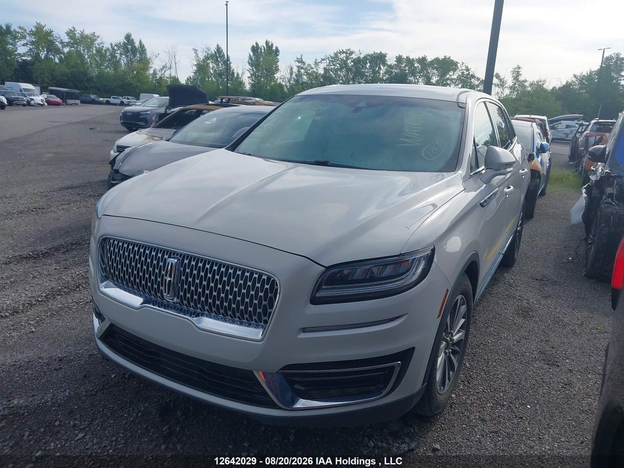 2LMPJ8K95KBL34032 · 2019 LINCOLN NAUTILUS SELECT · 2/24