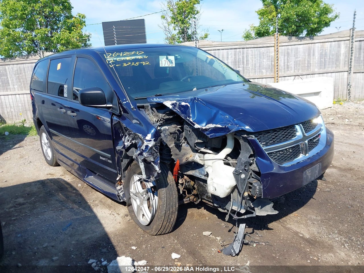 2C4RDGBG6CR373892 · 2012 DODGE GRAND CARAVAN SE