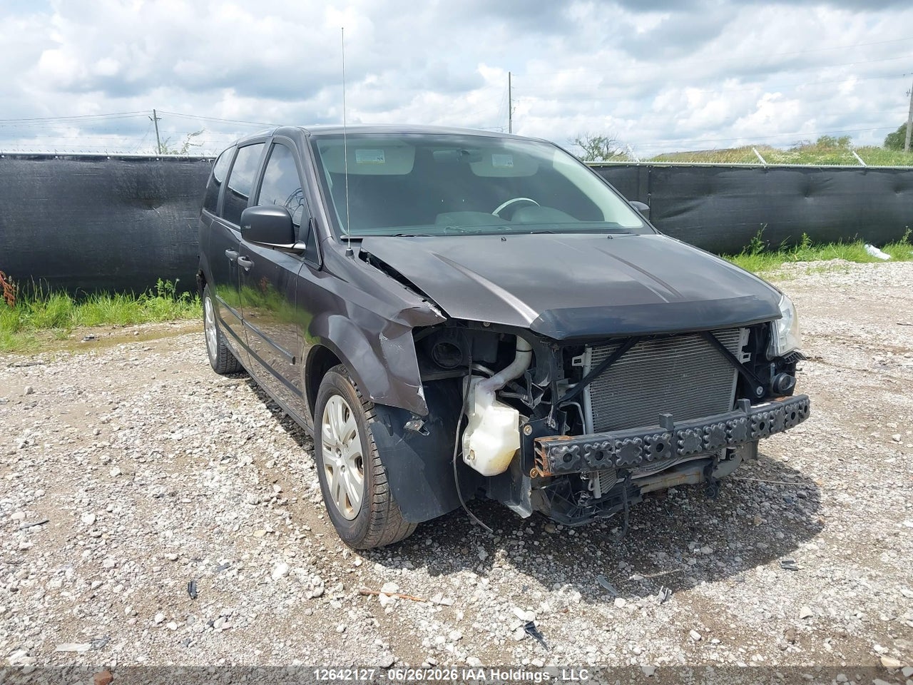 2C4RDGBG2HR879601 · 2017 DODGE GRAND CARAVAN SE