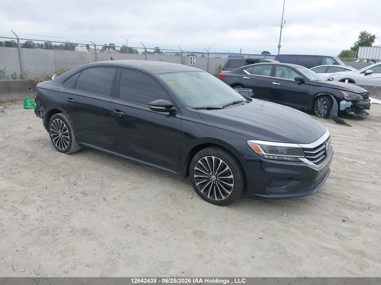 1VWBA7A31NC007470 · 2022 VOLKSWAGEN PASSAT 2.0T LIMITED EDITION