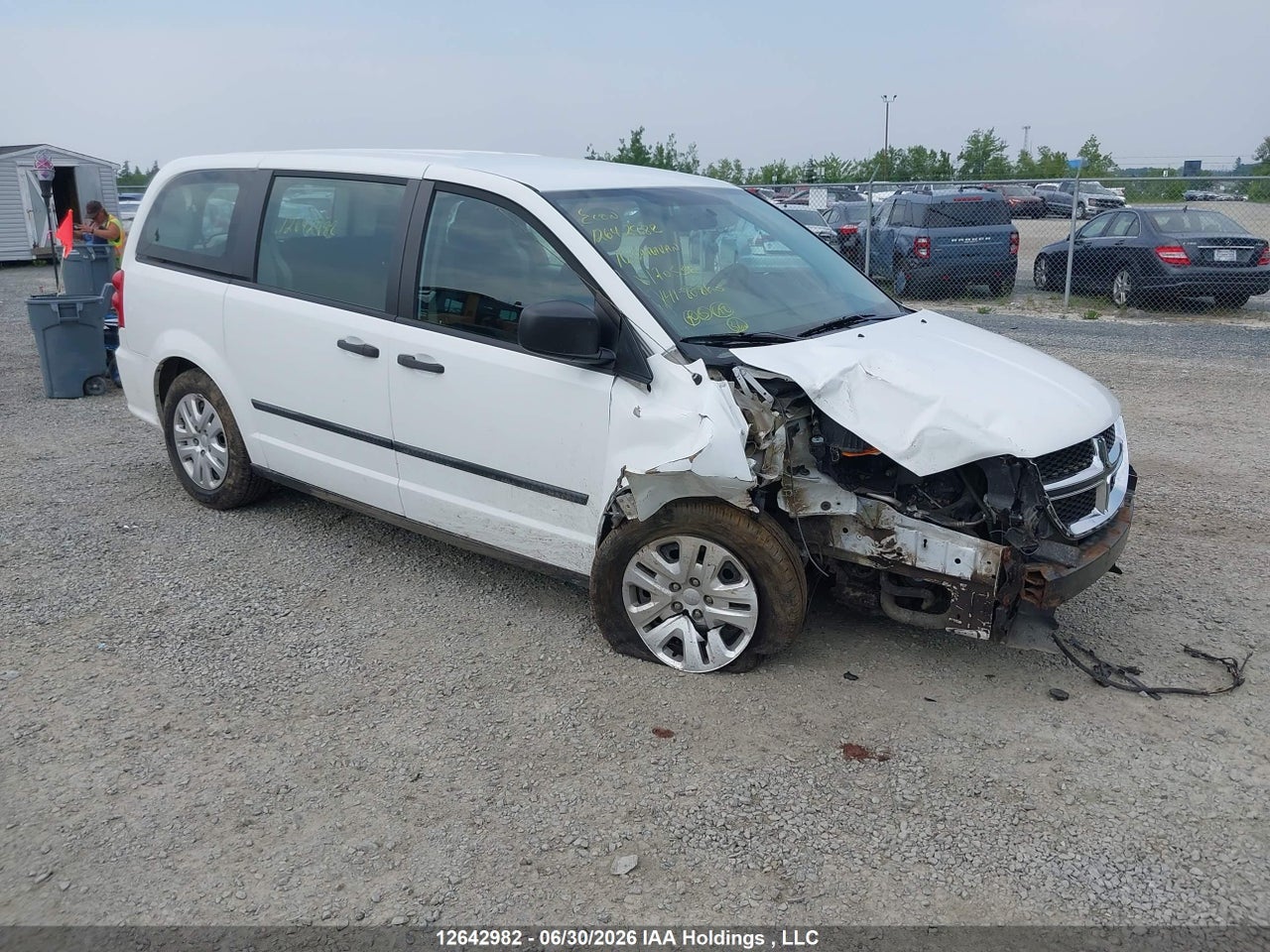 2C4RDGBG2GR170536 · 2016 DODGE GRAND CARAVAN SE/SXT