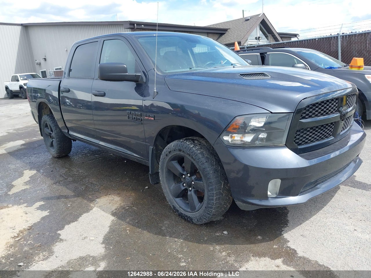 1C6RR7KT7KS739037 · 2019 RAM 1500 CLASSIC TRADESMAN