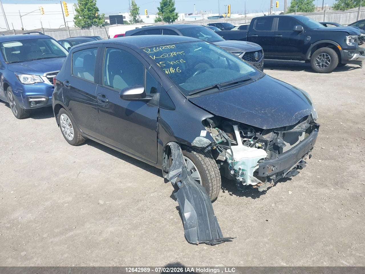 VNKKTUD33FA027795 · 2015 TOYOTA YARIS LE