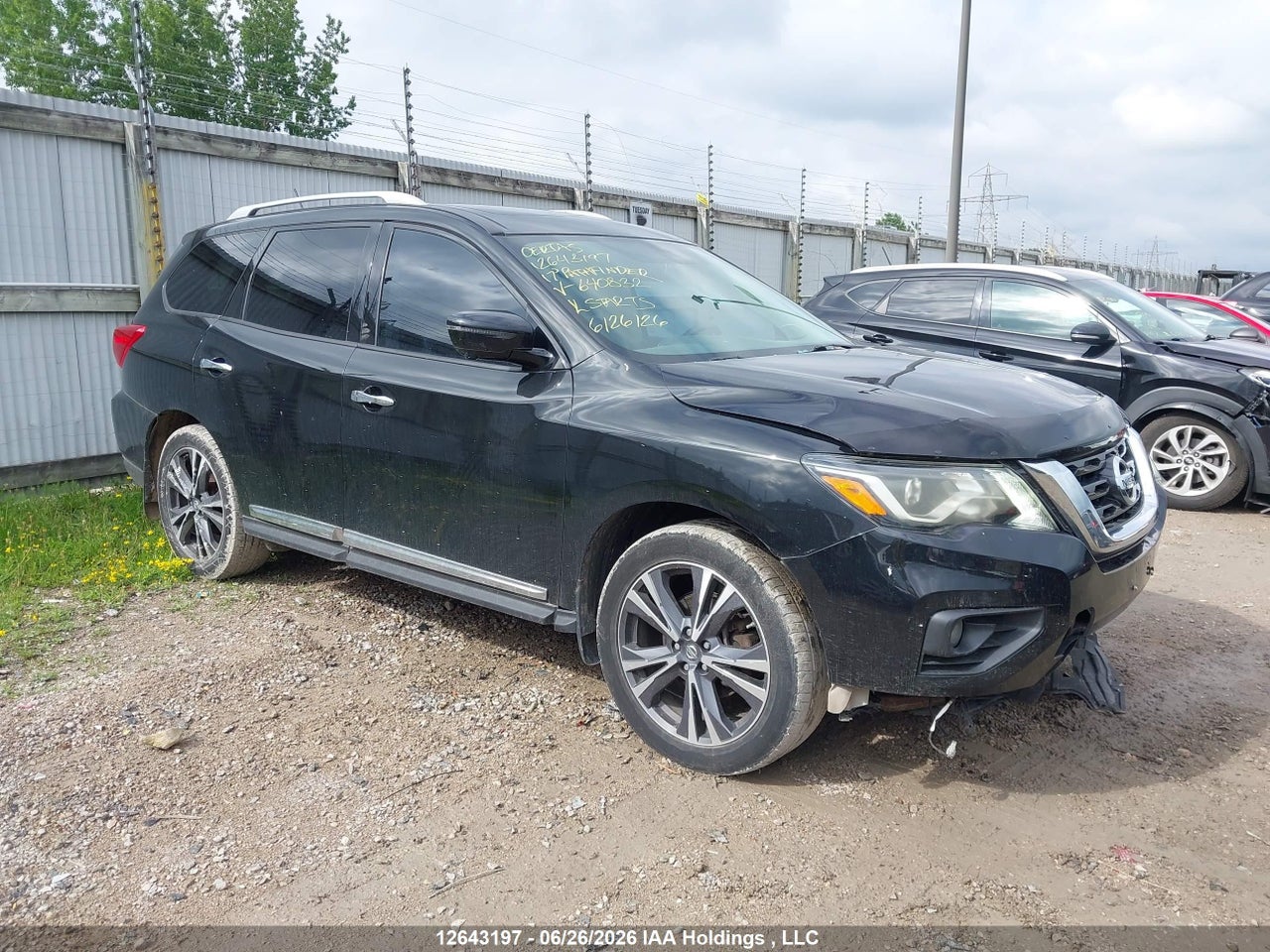 5N1DR2MM2HC640832 · 2017 NISSAN PATHFINDER S/SV/SL/PLATINUM