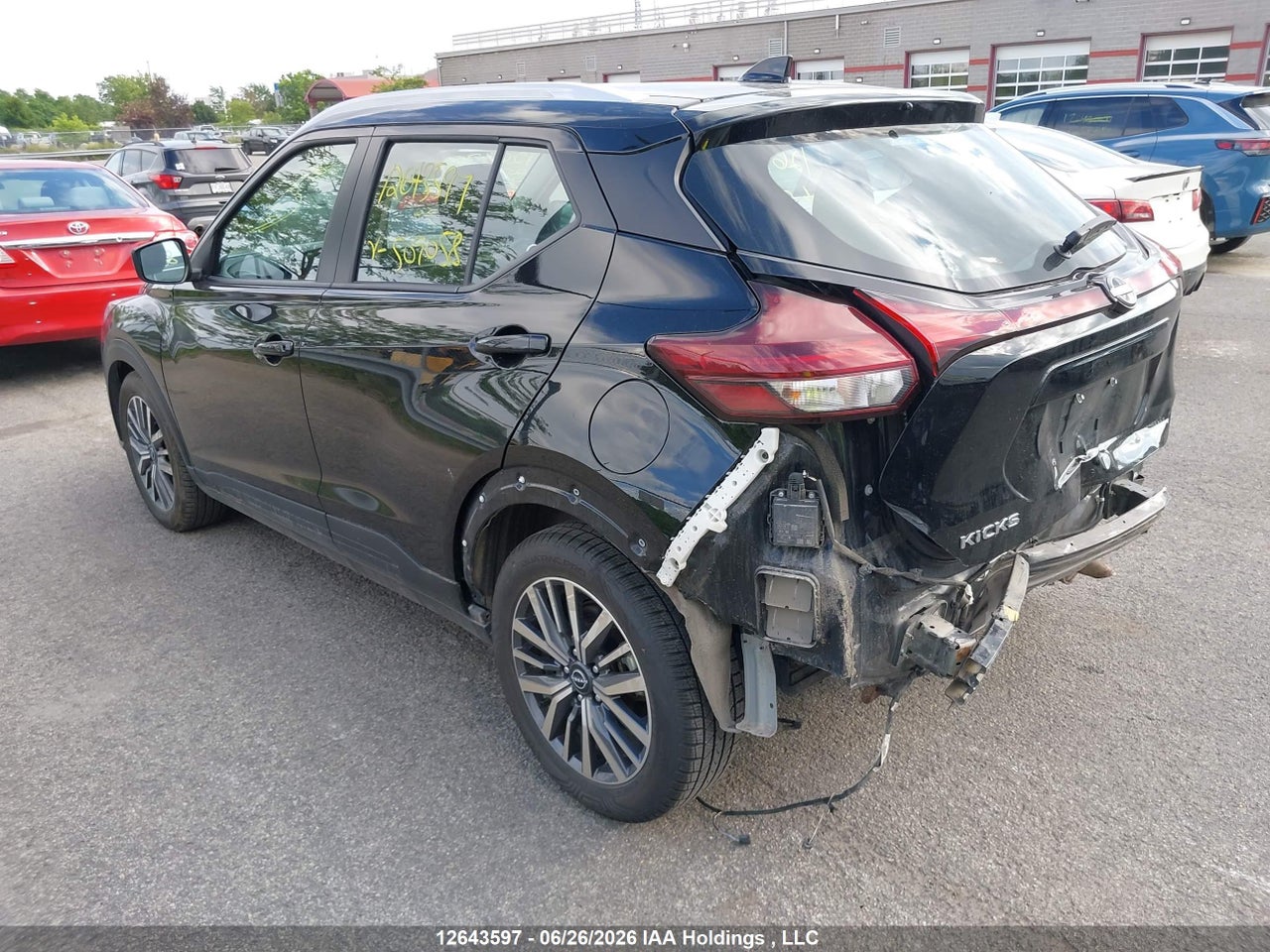 3N1CP5CV2SL509058 · 2025 NISSAN KICKS PLAY SV · 3/23