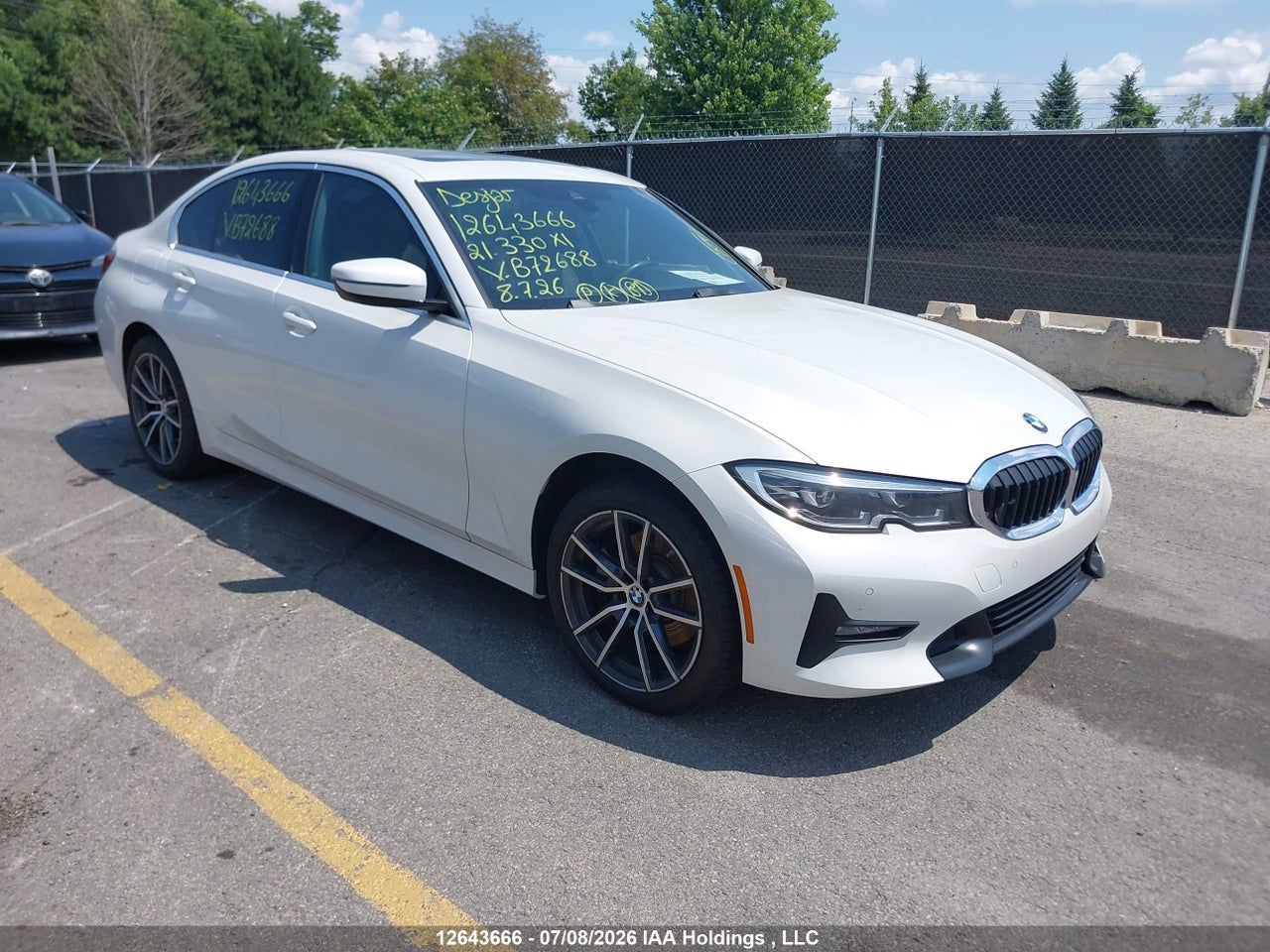 3MW5R7J06M8B72688 · 2021 BMW 330XI