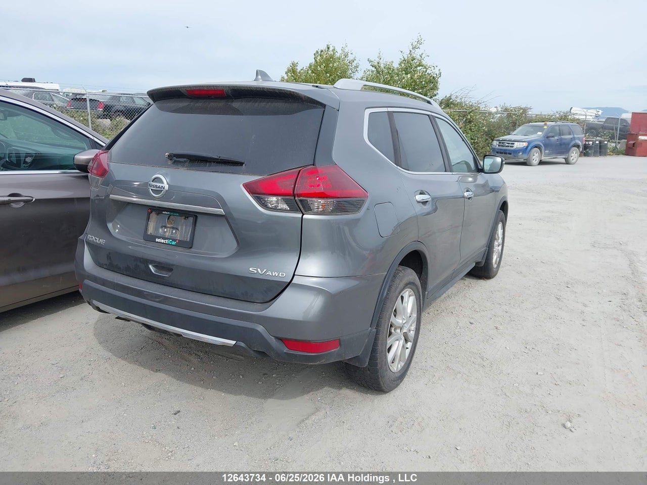 5N1AT2MV1LC792770 · 2020 NISSAN ROGUE S/SL/SV · 4/17