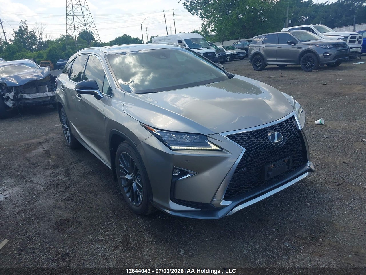 2T2BZMCAXJC155989 · 2018 LEXUS RX 350
