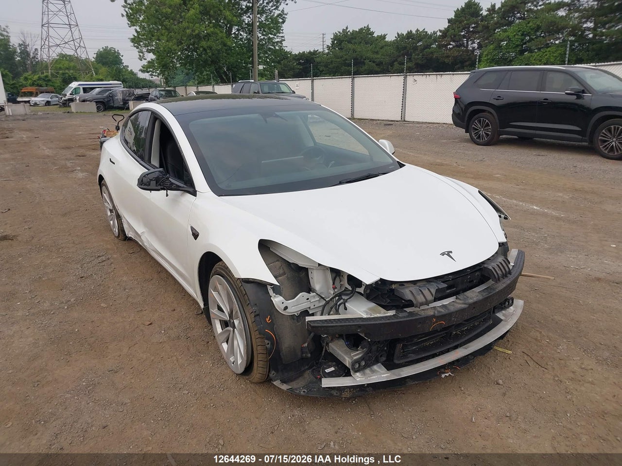 5YJ3E1EA7NF321824 · 2022 TESLA MODEL 3 RWD/STANDARD RANGE