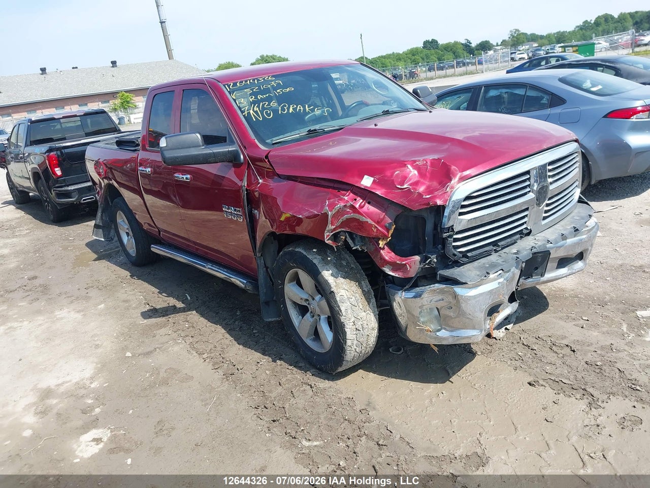 1C6RR7GT2DS521079 · 2013 RAM 1500 SLT