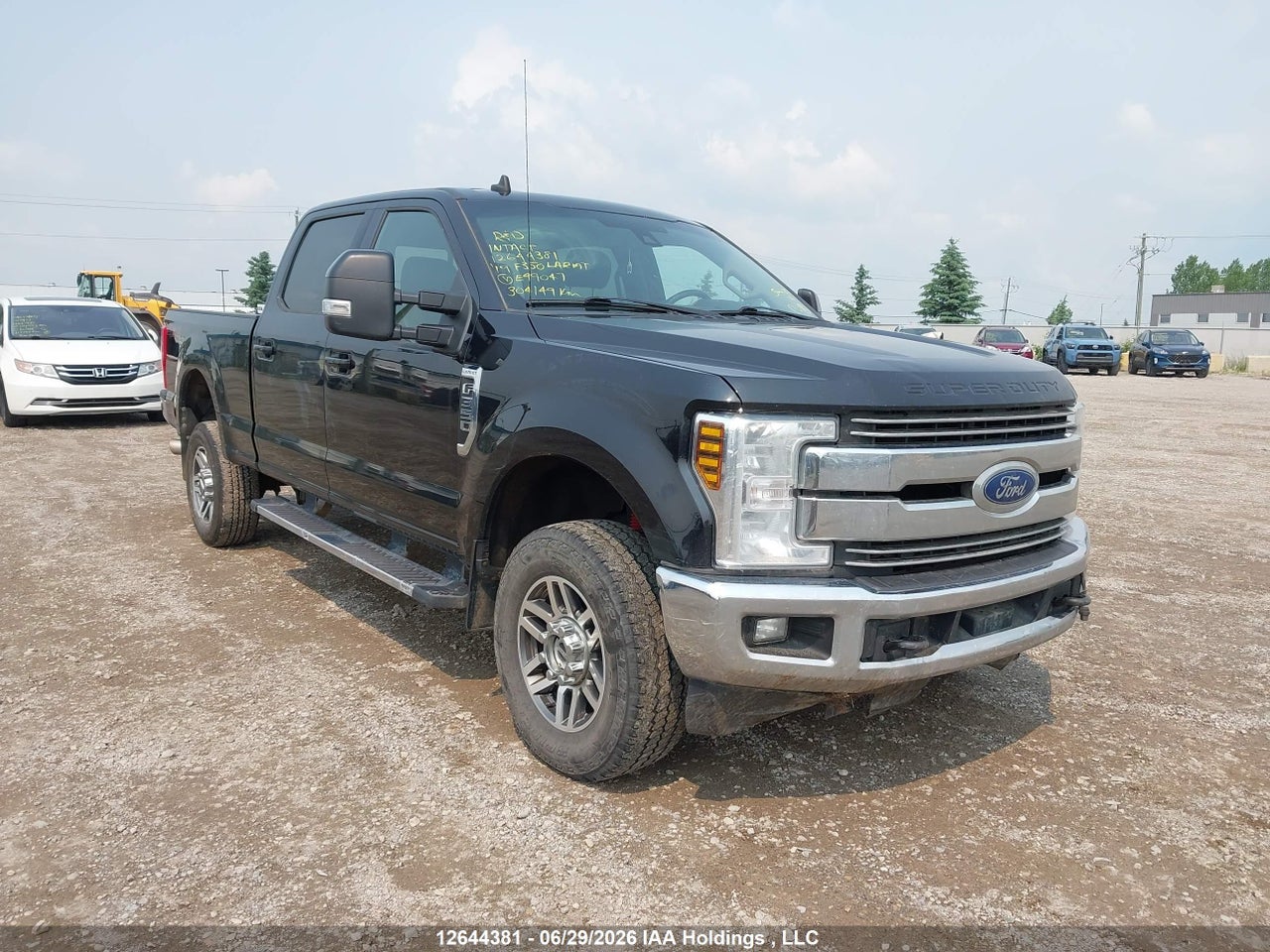 1FT8W3B68KEE49047 · 2019 FORD F-350 LARIAT