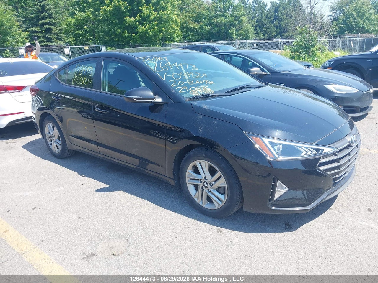 KMHD84LF9LU054827 · 2020 HYUNDAI ELANTRA