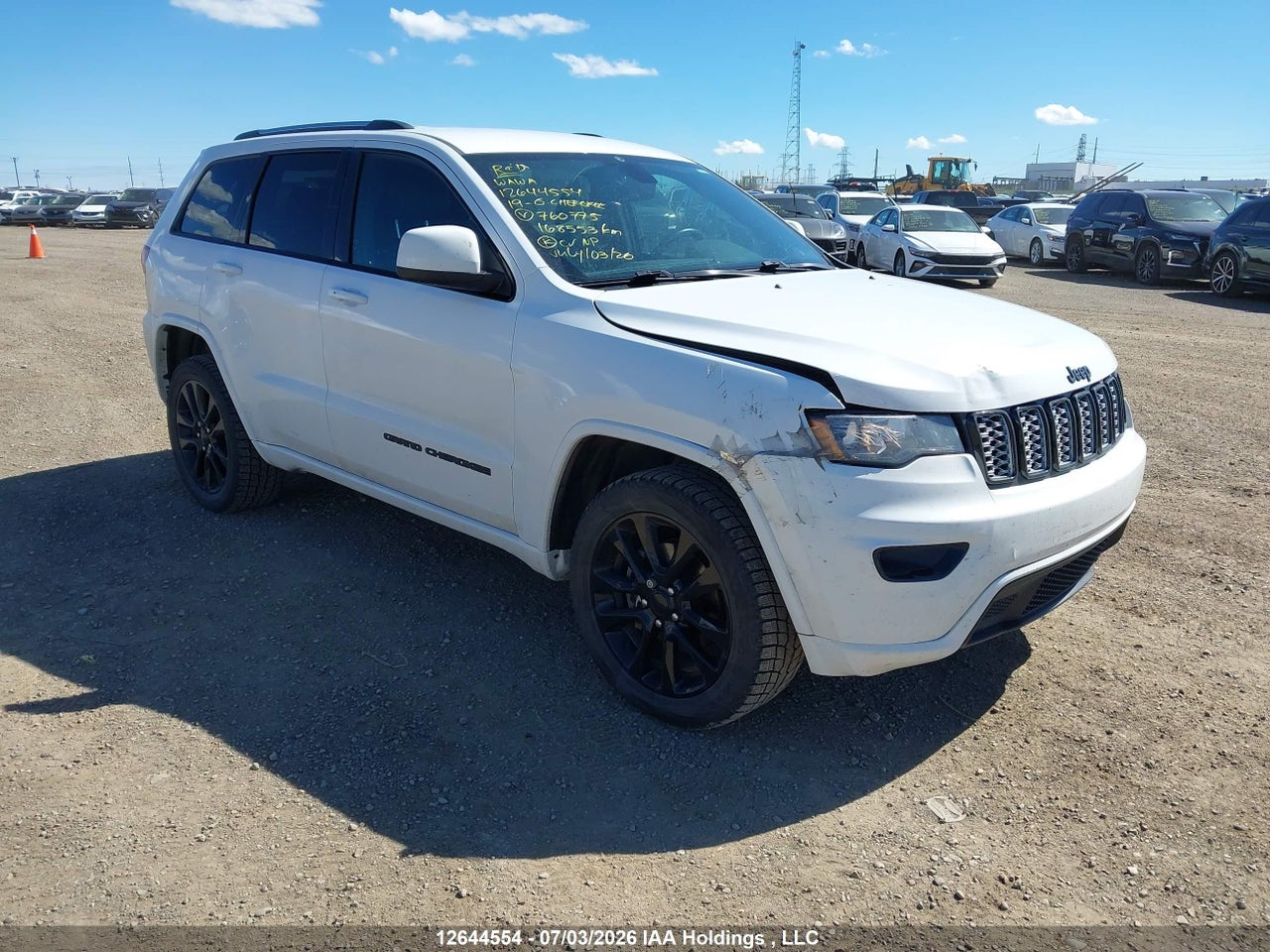 1C4RJFAG4KC760775 · 2019 JEEP GRAND CHEROKEE LAREDO