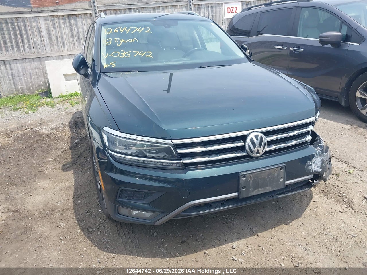 3VV4B7AX4JM036726 · 2018 VOLKSWAGEN TIGUAN SEL PREMIUM