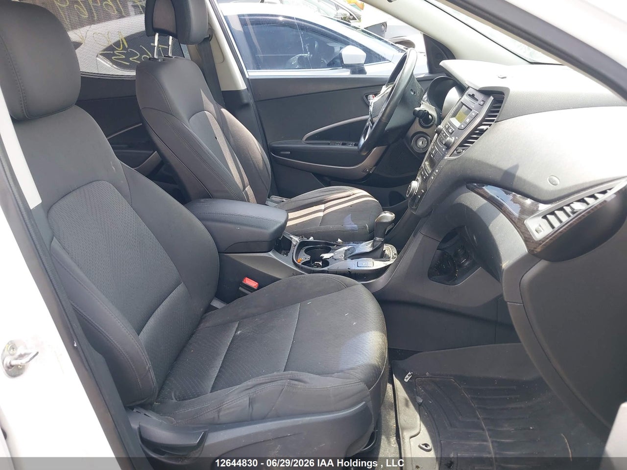 5XYZUDLBXFG296468 · 2015 HYUNDAI SANTA FE · 5/19