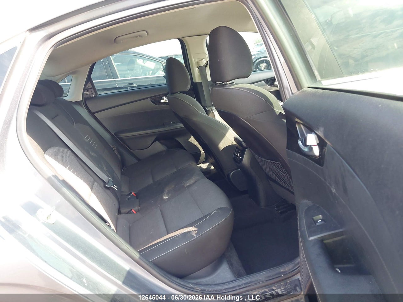 3KPF54AD3KE128702 · 2019 KIA FORTE EX · 8/18