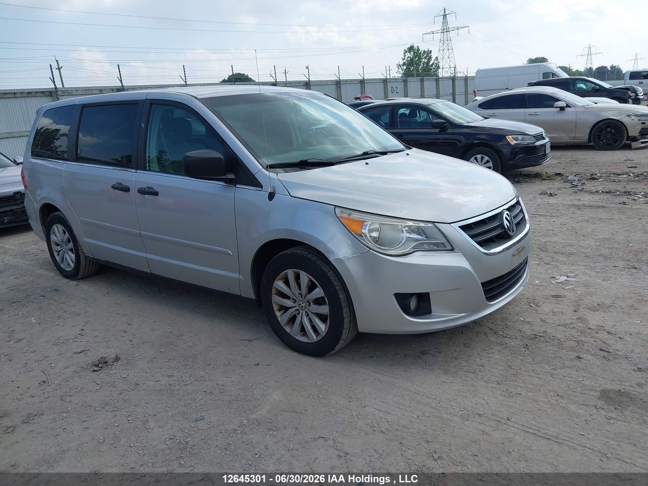 2V8HW44X89R558332 · 2009 VOLKSWAGEN ROUTAN S